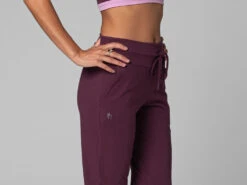 Pantalon De Yoga Femme Jogg - Bio Prune Prune XS - 36 17 Pantalon De Yoga Femme Jogg - Bio Prune Prune XS - 36 -Boutique De Yoga pantalon de yoga femme jogg bio 163584767261810df8bc767