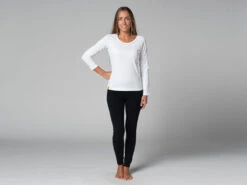 T-Shirt Tara M/L Col Large 100% Bio Blanc Blanc XS - 36 -Boutique De Yoga t shirt tara m l col large 100 bio 163525828761780faff128e
